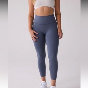 Centerline NWOT Blue Leggings